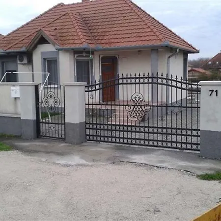 House And In Balaton 19032 Apartamento *